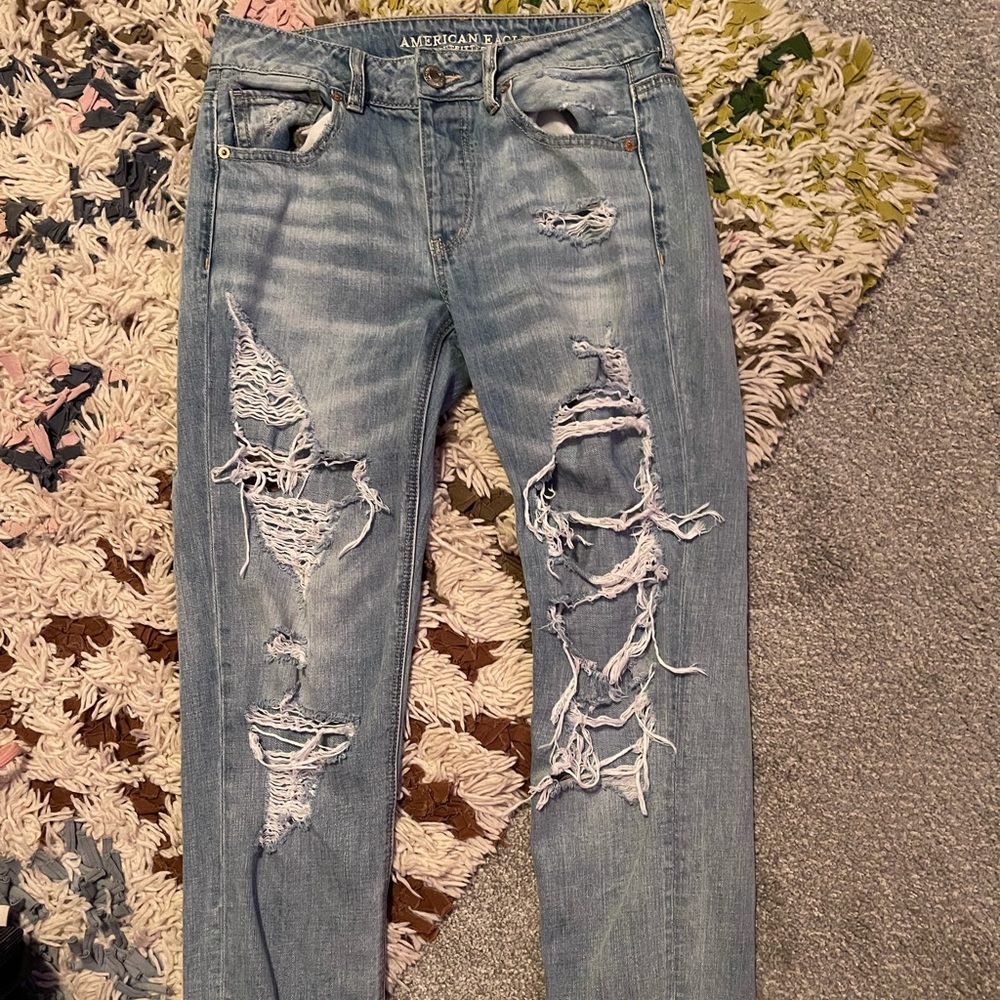 american eagle mom jeans